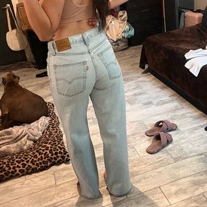Levi’s “Baggy Dad” jeans